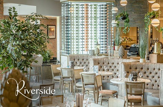 Riverside Lodge Hotel