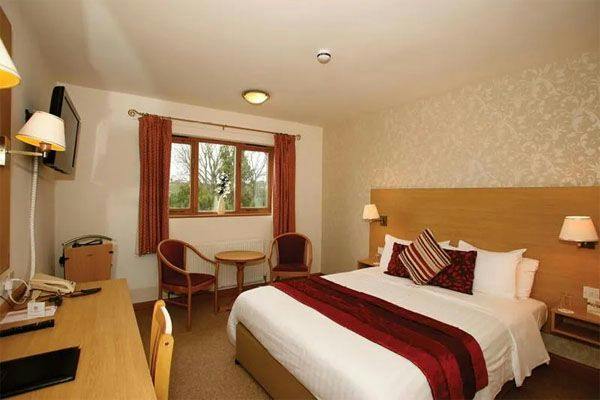 Bagden Hall Hotel