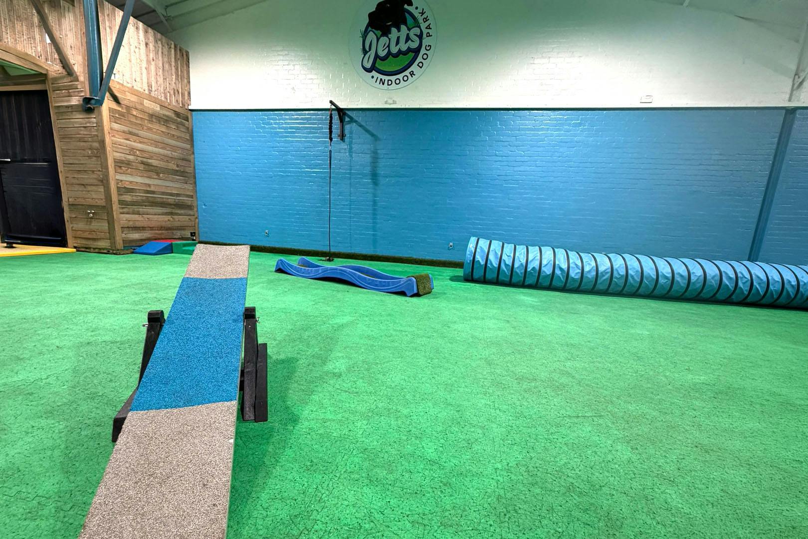 Jetts Indoor Dog Park