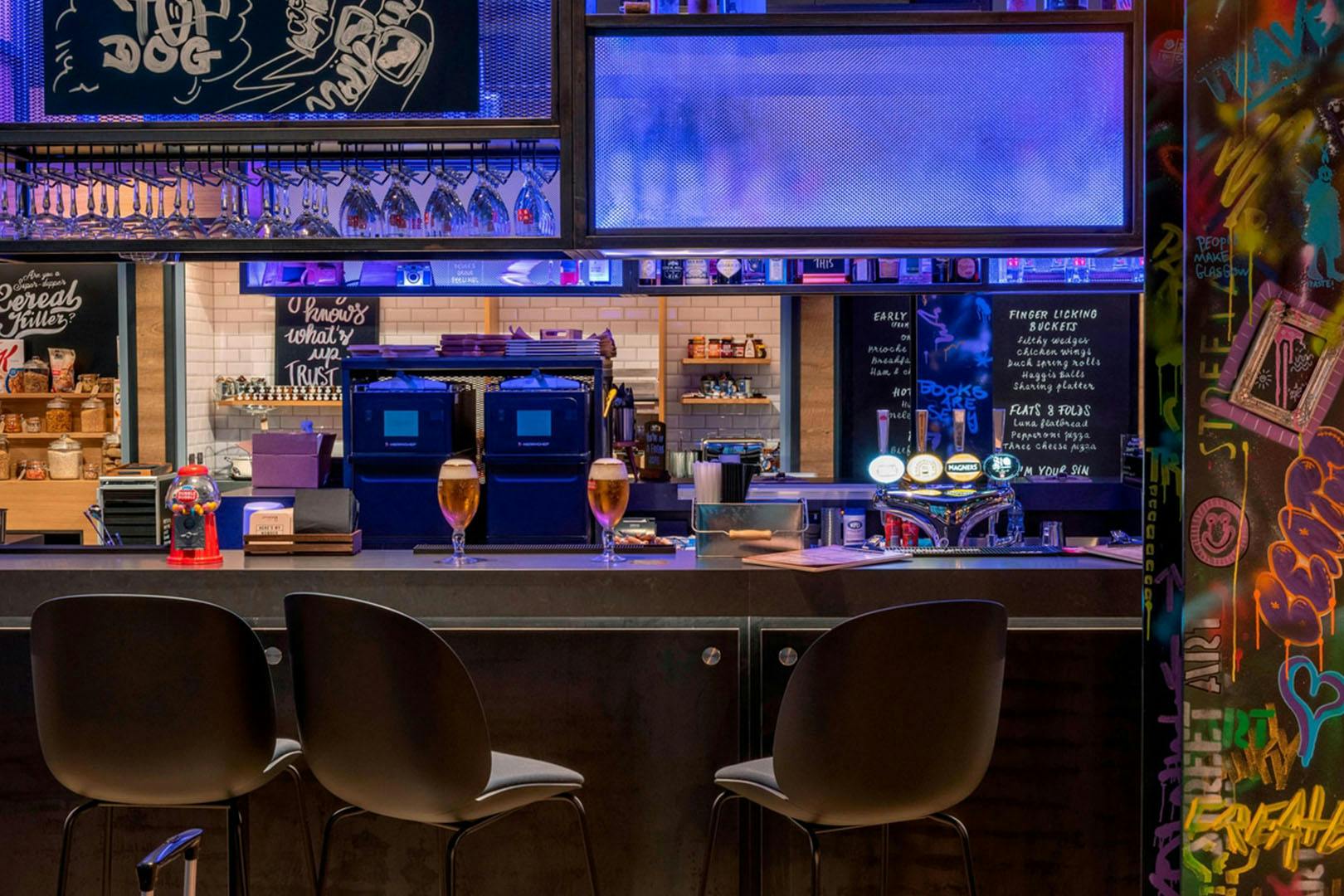 Moxy Glasgow