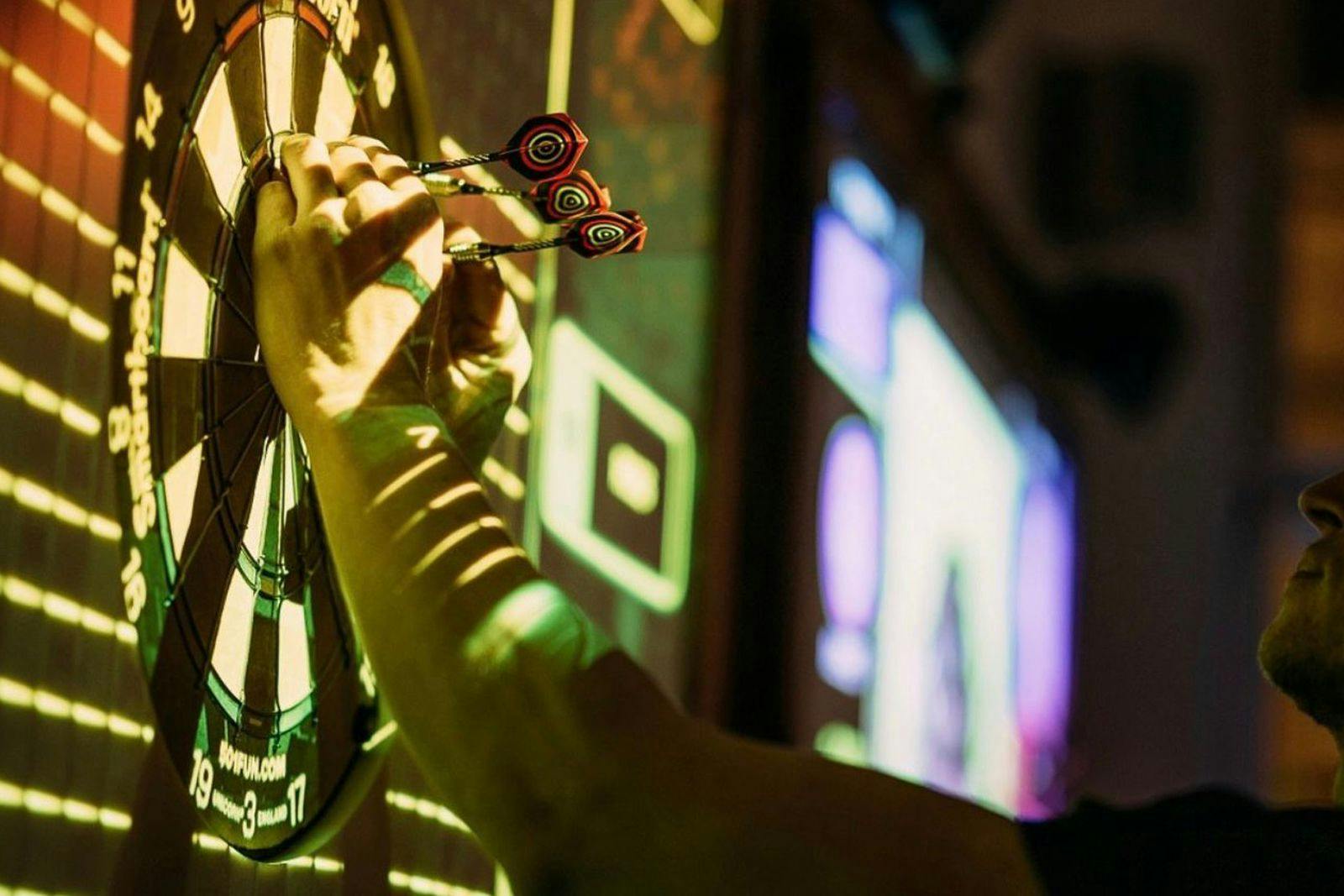 Tiki Bar & Darts Den