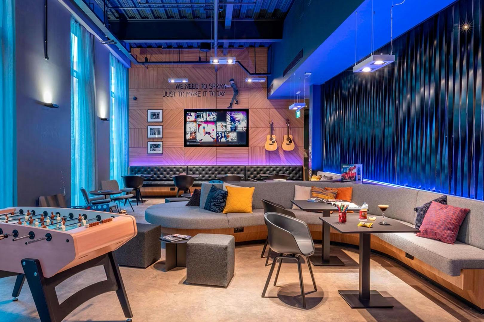 Moxy Glasgow