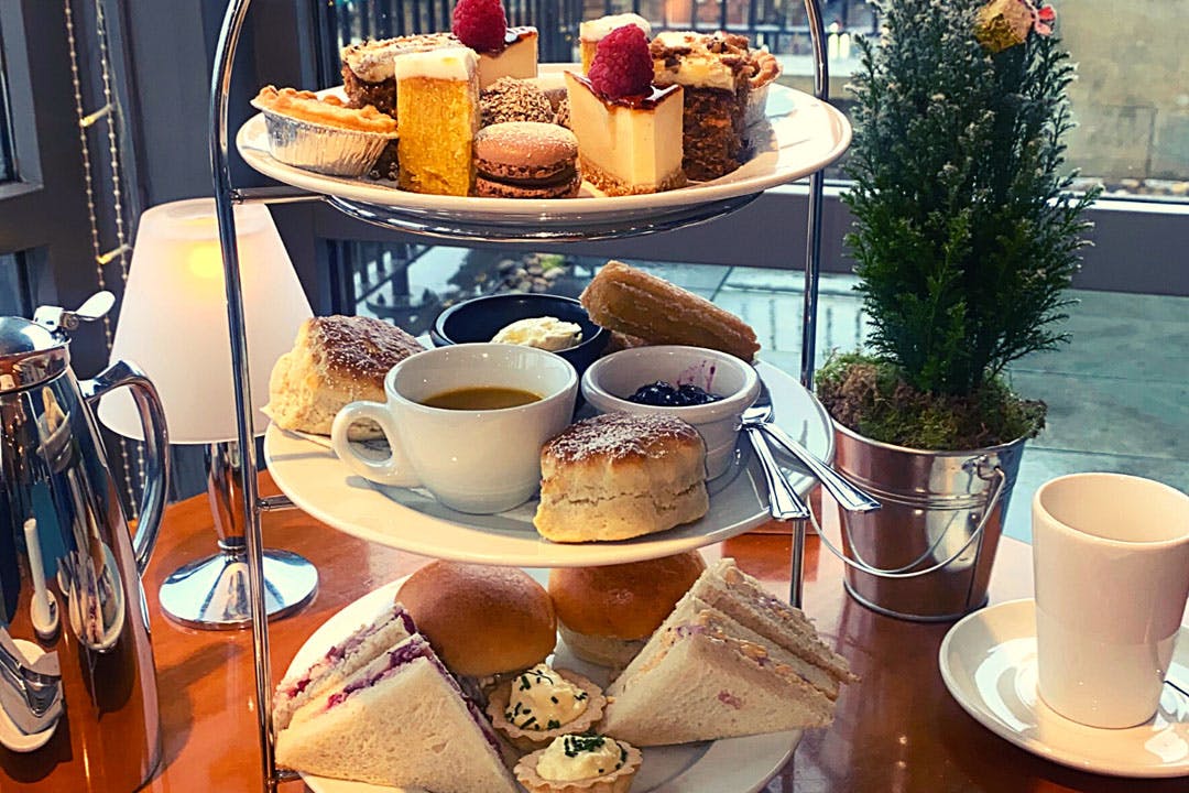 Carlton George Hotel