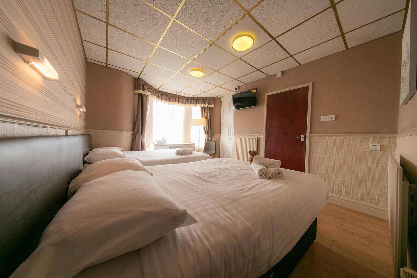 Lyndene Hotel