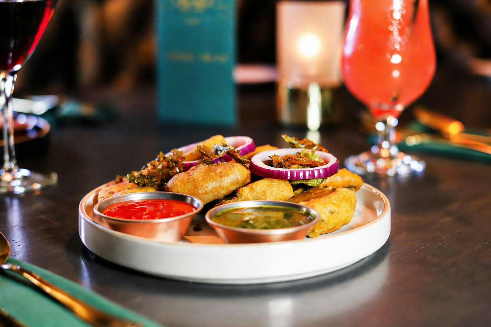 Taj Bar & Kitchen