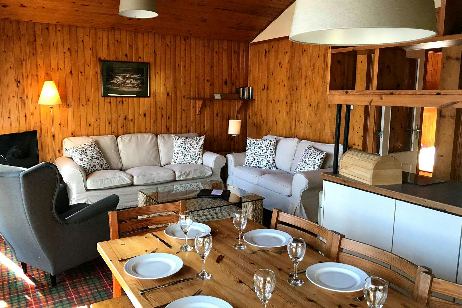 Loch Monzievaird Lodges