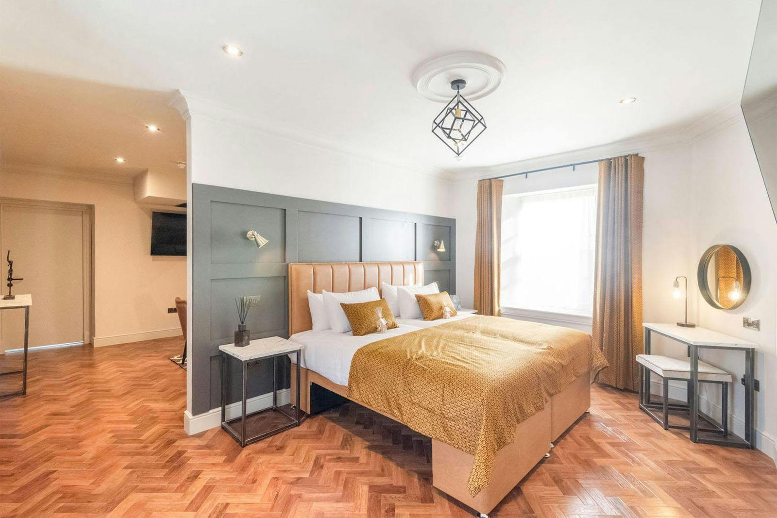 King Street Aparthotel