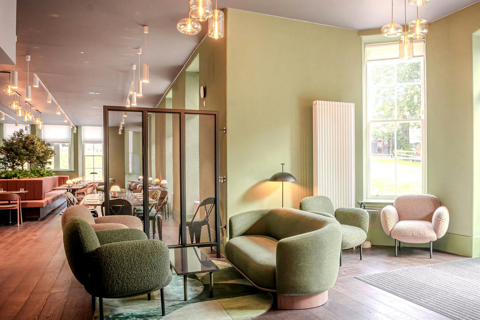 Canopy Kitchen & Courtyard