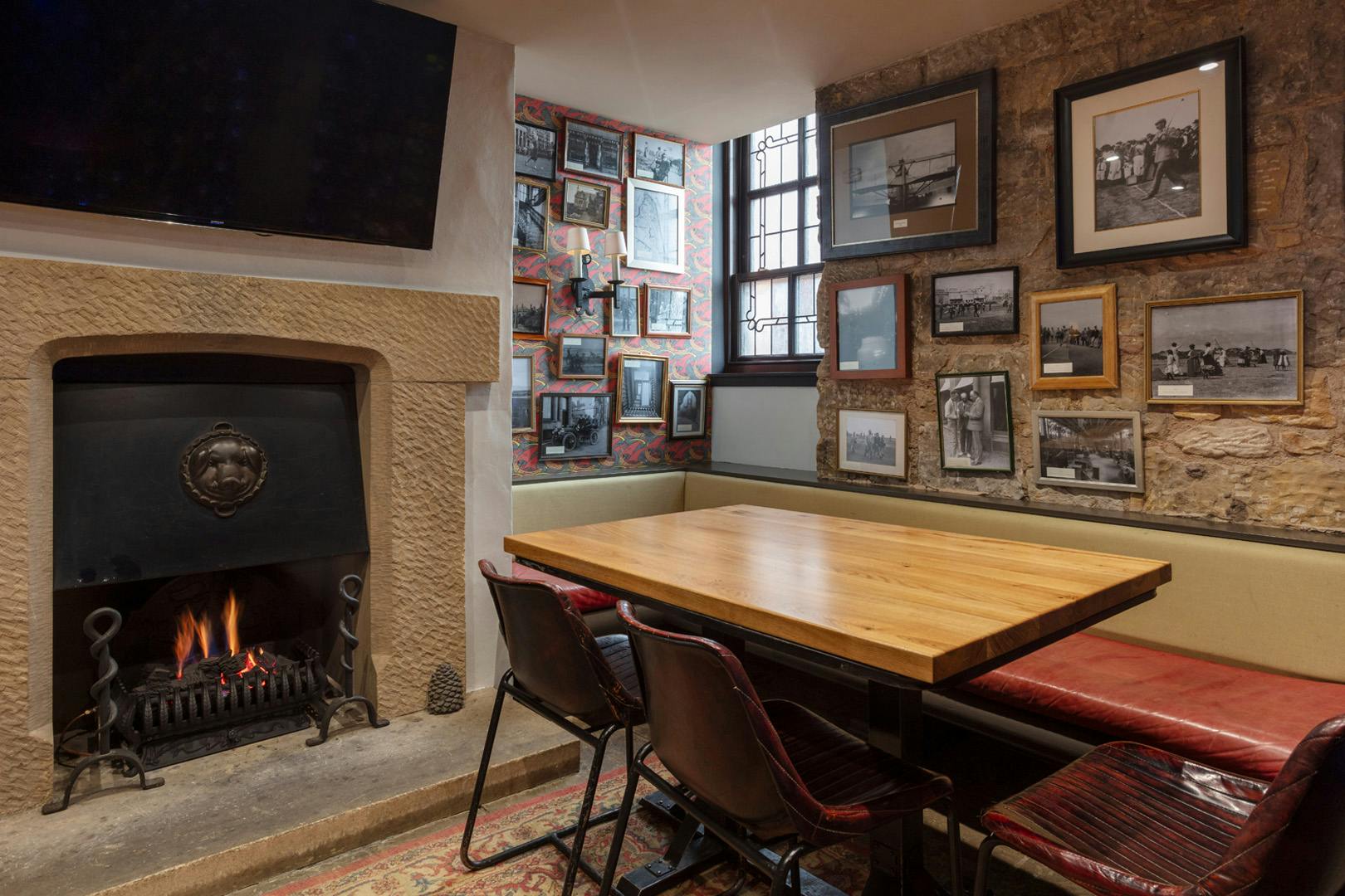 Hams Hame Pub & Grill at 5* Old Course Hotel