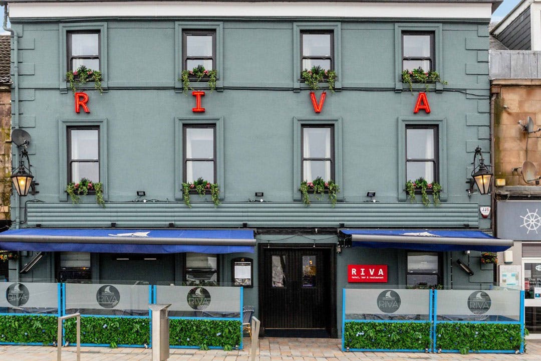 Riva Hotel & Restaurant