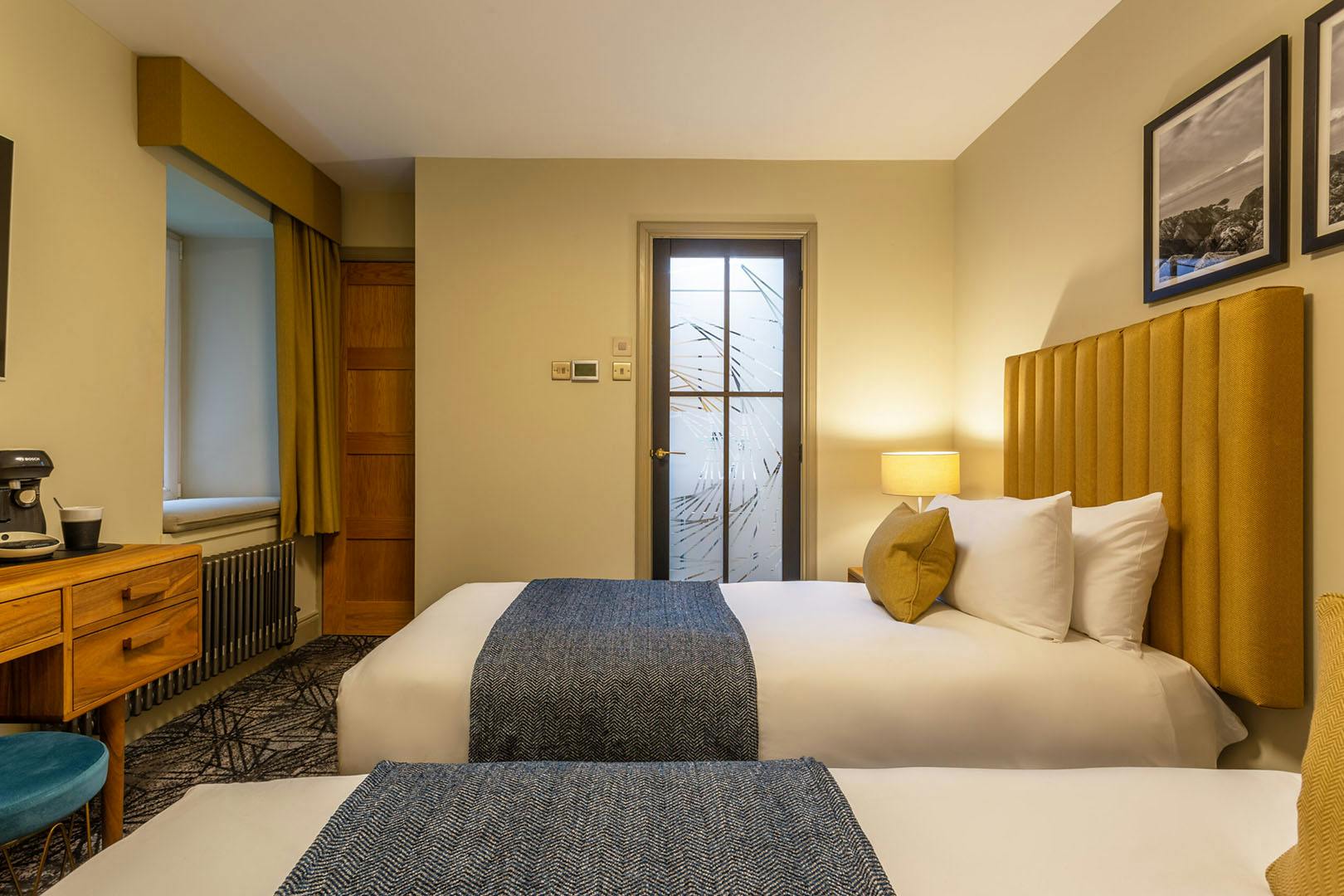 Riva Hotel & Restaurant