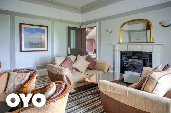 OYO Dryfesdale Hotel