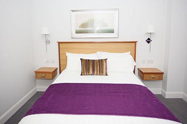 Royal Athenaeum Suites