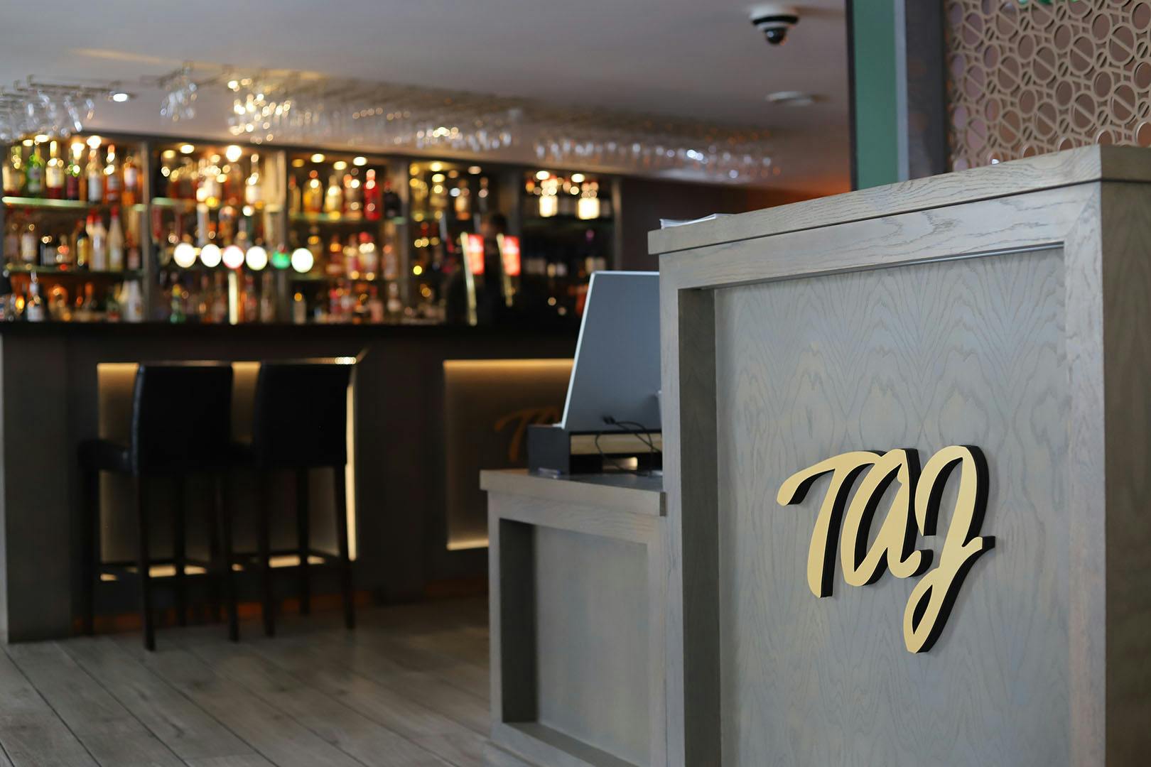 Taj Bar & Kitchen