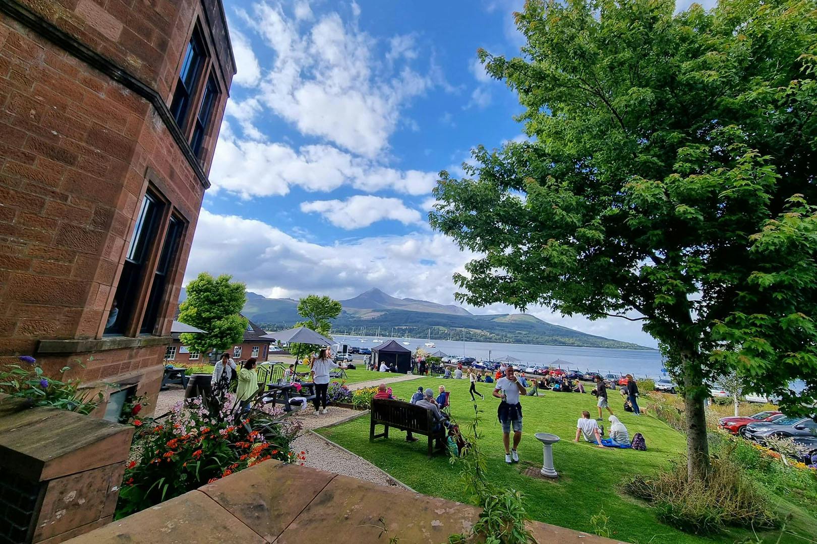 4* The Douglas Hotel