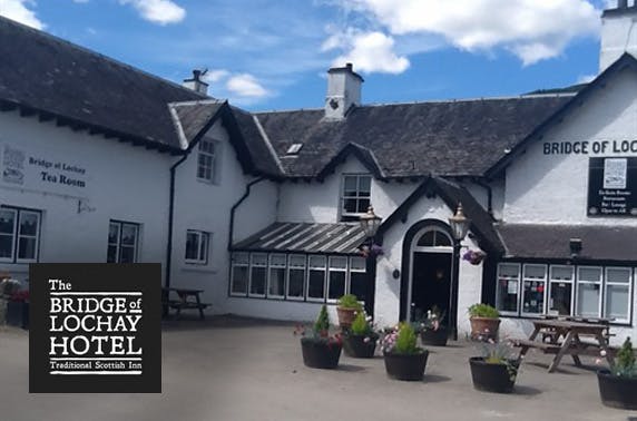 Bridge of Lochay Hotel
