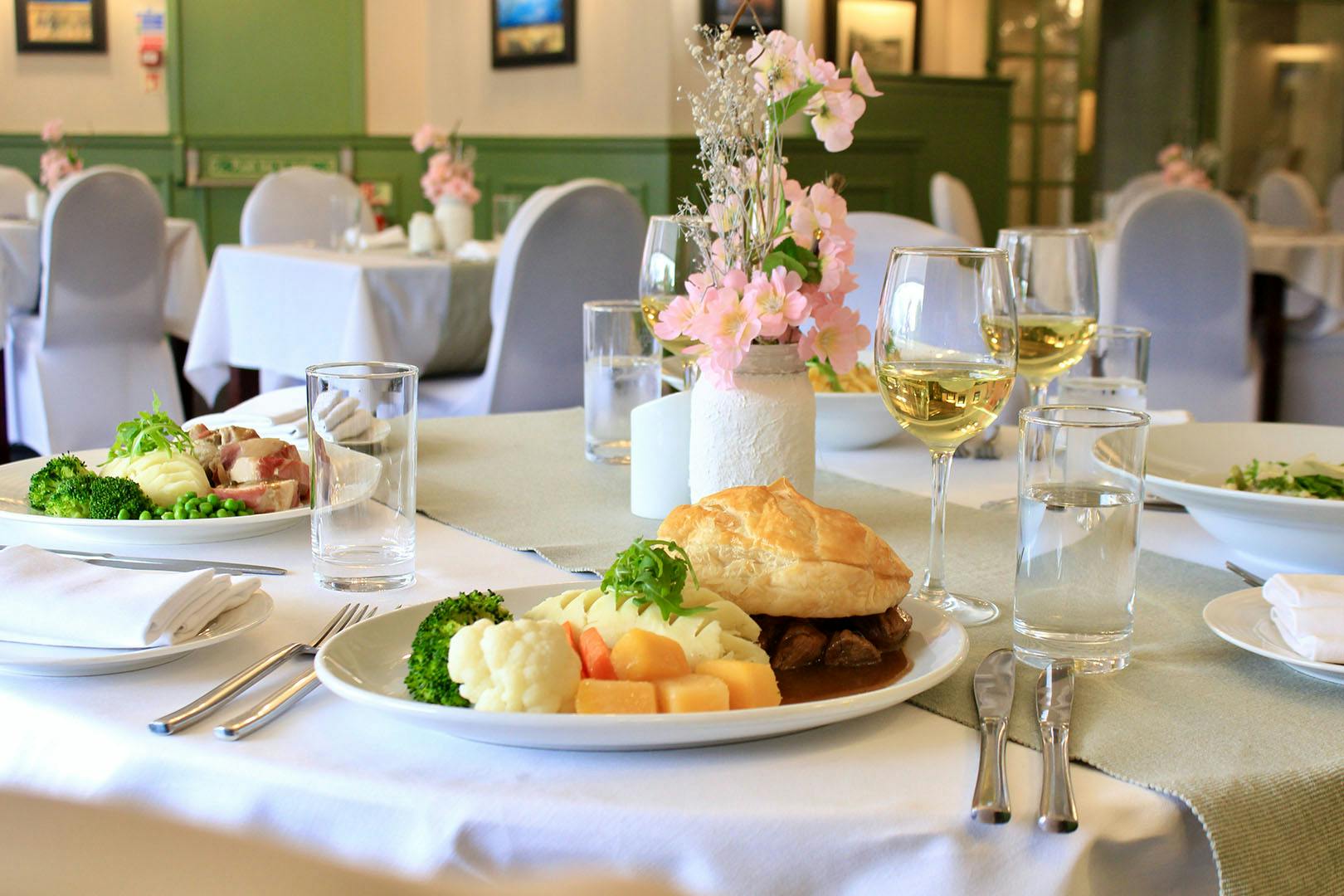 The Popinjay Hotel
