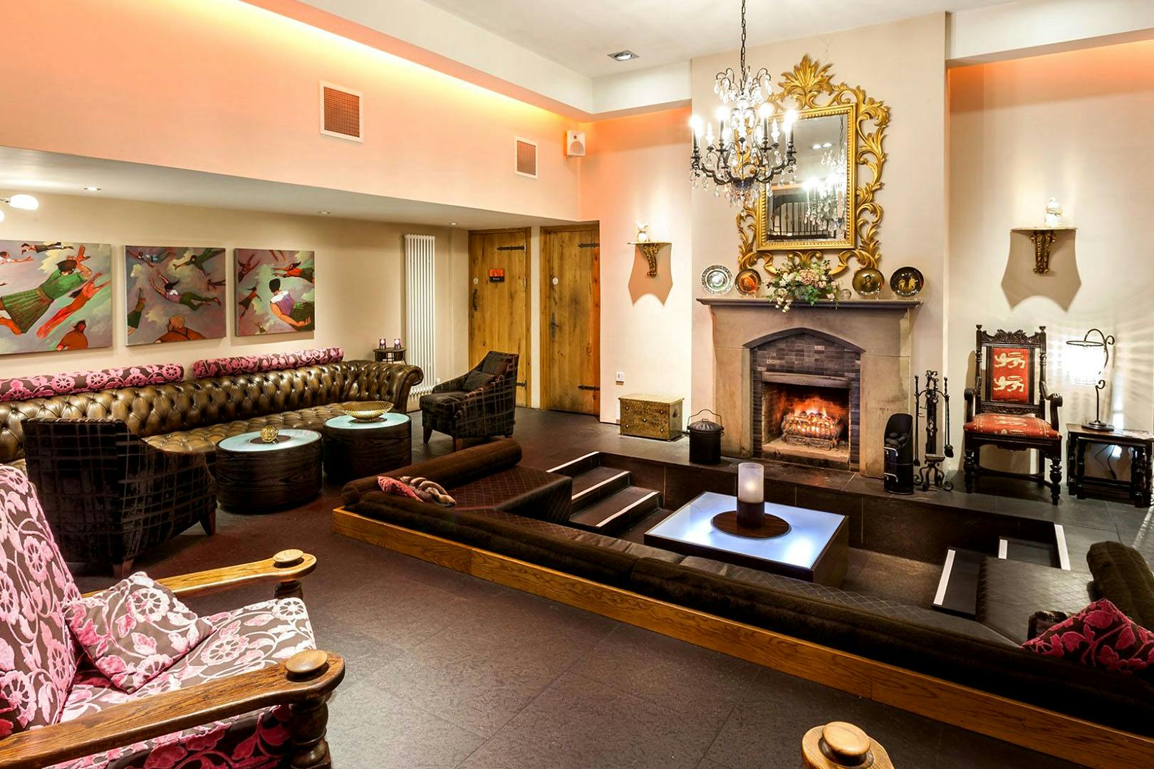 Glenskirlie Castle Hotel