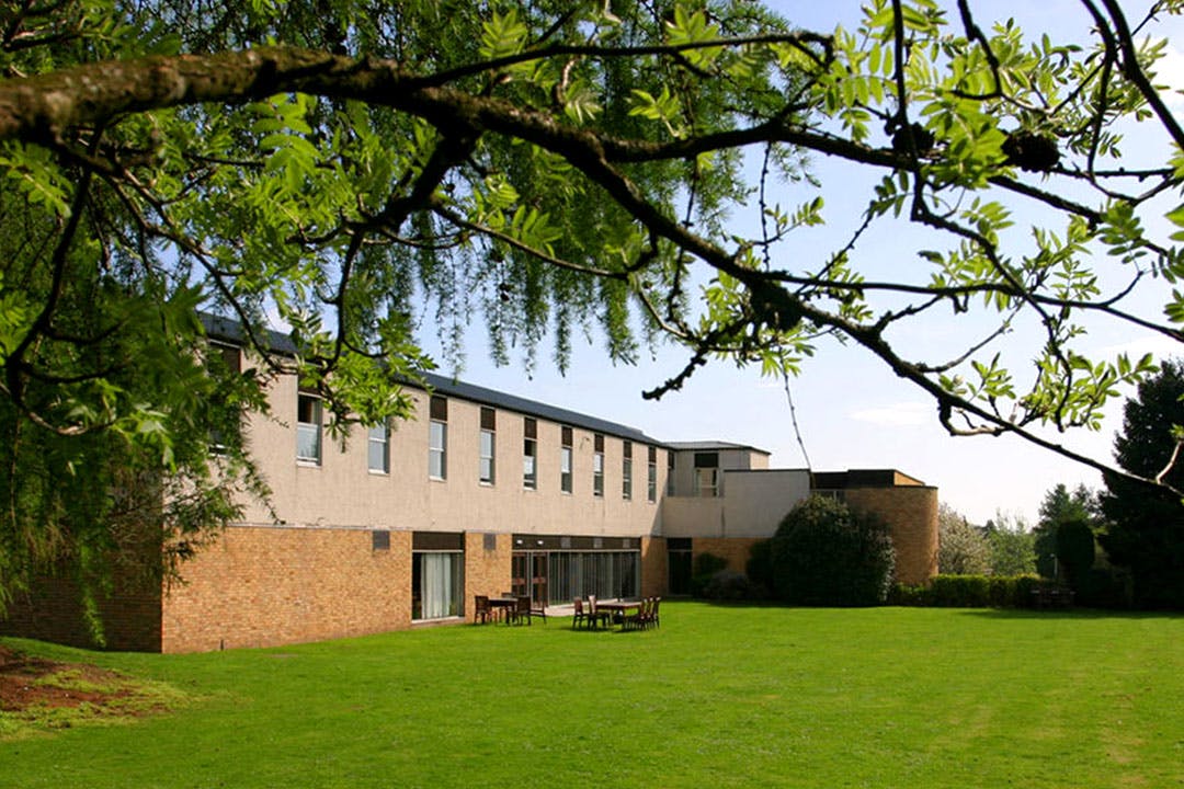 Eight Acres Hotel & Spa