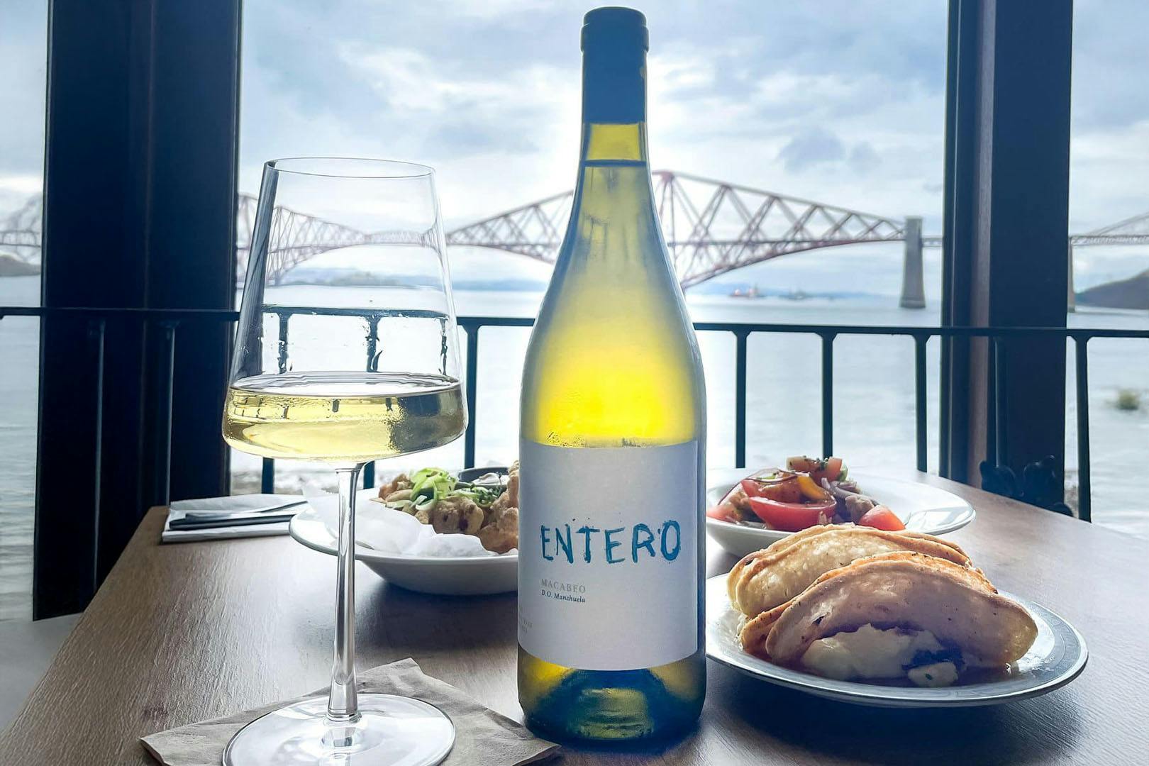 Rogue Bros at The Boathouse