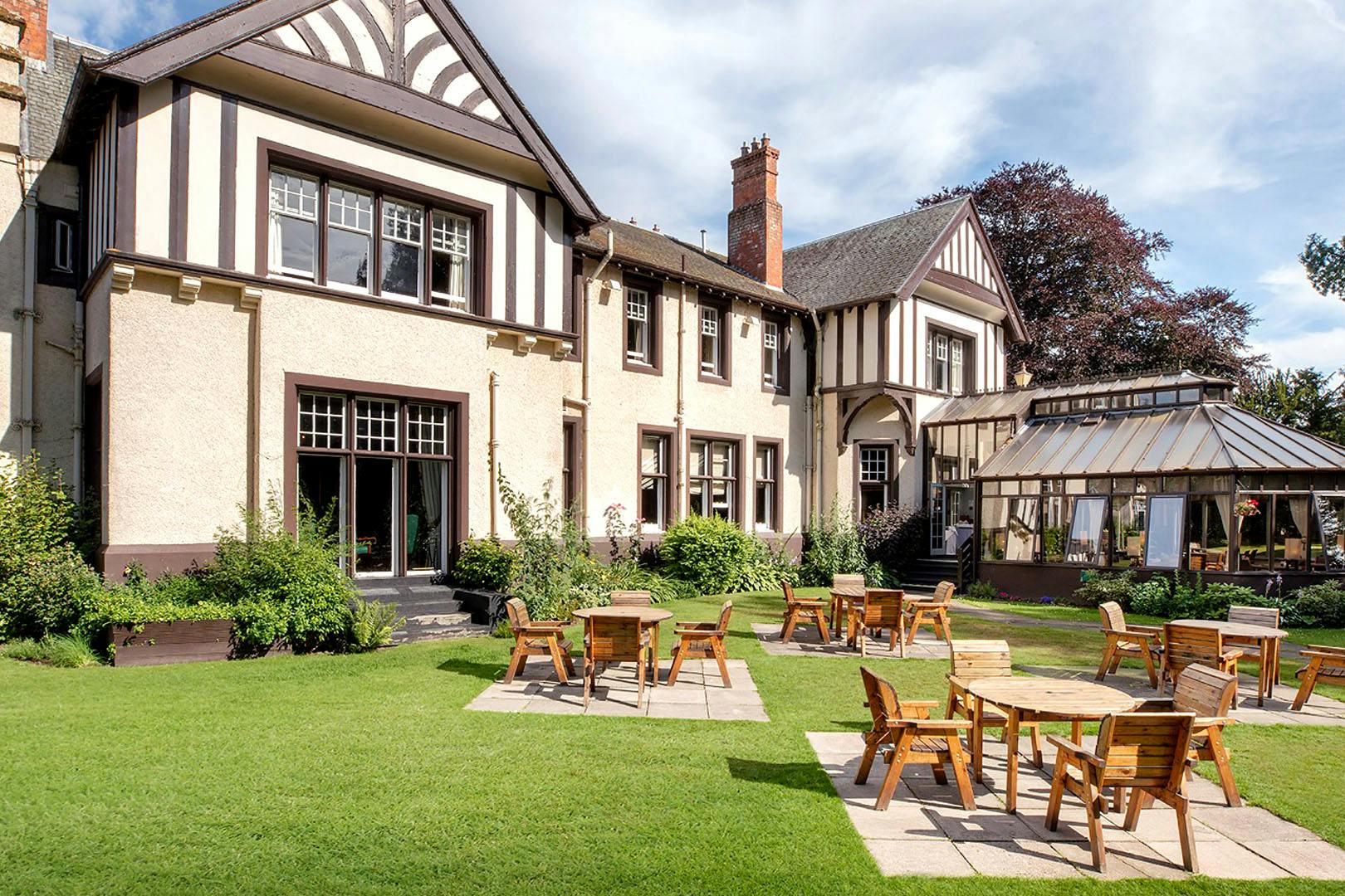 Leonardo Boutique Hotel