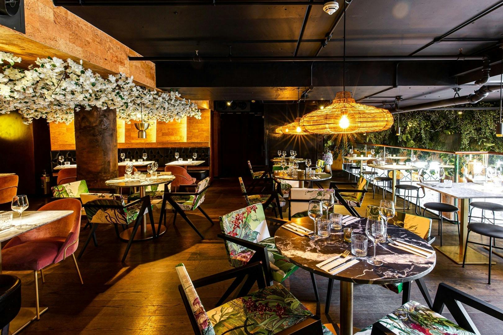 Mamasan Bar & Brasserie