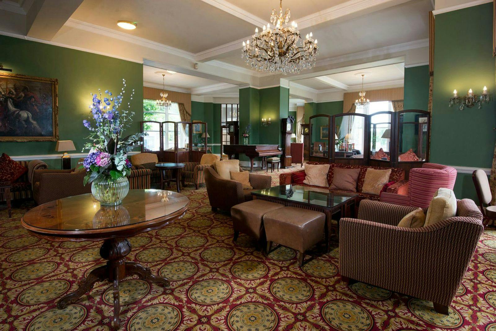 Macdonald Old England Hotel & Spa